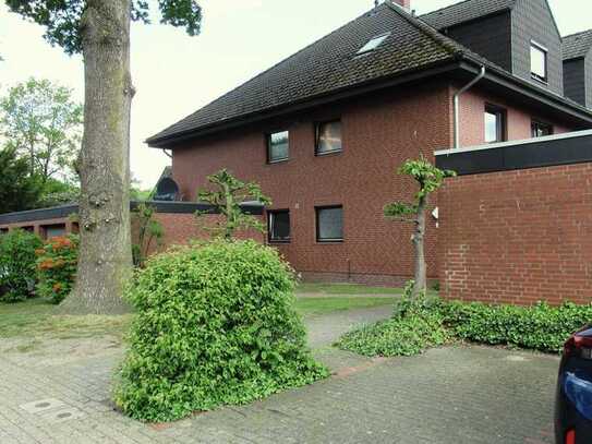 Ruhige angenehme Wohnlage: Erdgeschosswohnung mit Terrasse und Gartenteilstück