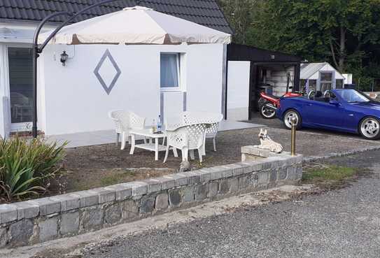 Einfamilienhaus mit ca. 2700 m2 Grundstück in der Fränkischen Schweiz