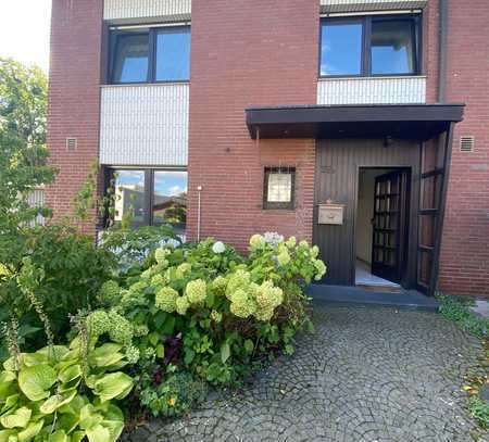 Günstiges 4-Raum-Reihenendhaus in Mönchengladbach Giesenkirchen