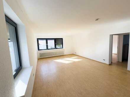 Helle, sehr schön geschnittene 3-Zimmer-Wohnung mit EBK in Mühlheim