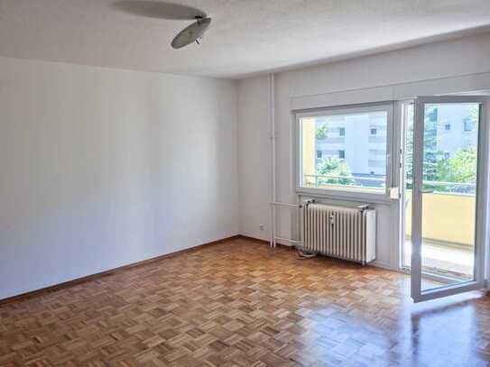 2 Zi.Whg, 58m² zur Miete, VS-Villingen Steppach, teilrenoviert, Einbauküche, Balkon, Keller, gem. St