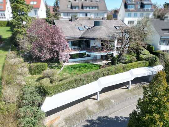 Postmoderne Villa mit Panoramablick in exklusiver Aussichtslage