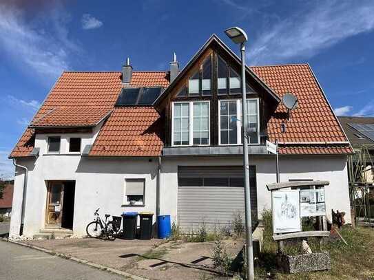 "Kreatives Wohnen im Grünen"
Einfamilienhaus mit Werkstatt (ca. 80 m²) - perfekt für Handwerker