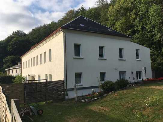 Großzügige 3-Zimmer mit eigenem Garten, EBK, Laminat, Stellplatz, Dusche am Wald!