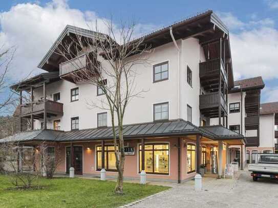 Charmante Dachgeschosswohnung in zentraler Lage von Feldkirchen-Westerham inkl. TG-Stellplatz