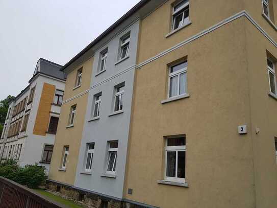 Schöne 2-Raum-Wohnung, Bad mit Fenster, grüner Innenhof, EBK