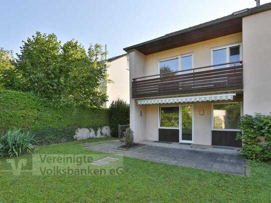 Familienglück! Doppelhaushälfte mit Garten und Garage in Waldenbuch