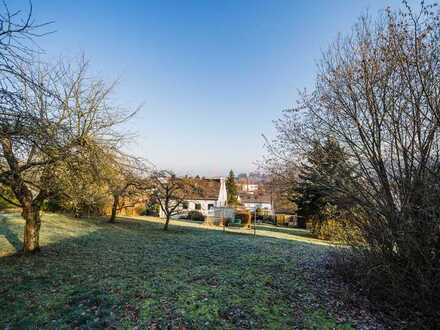 Traum Grundstück in Schorndorf -
zum Bau einer DHH oder Bungalow / Villa
mit Abrisshaus!