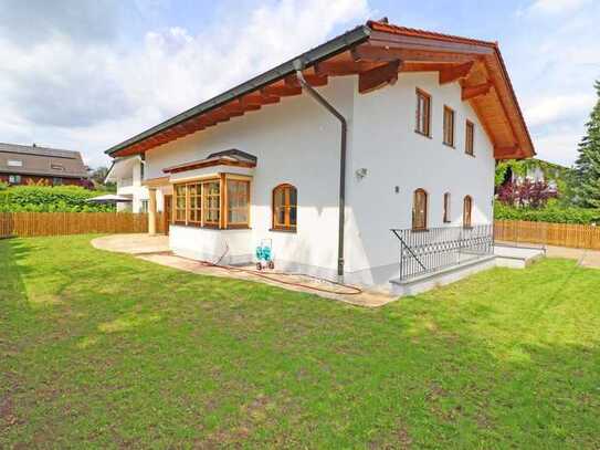 Familientraum in Neubiberg - EFH mit modernisierter Heizung und Solarpanels