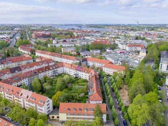 Charmante Dachgeschosswohnung mit Galerie – Erstbezug nach Renovierung