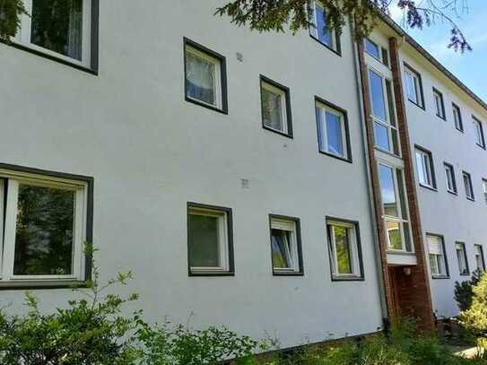 2.ter Abschnitt - Gut gepflegte Anlageimmobilie
- 3-Zimmer-Wohnung mit Balkon -