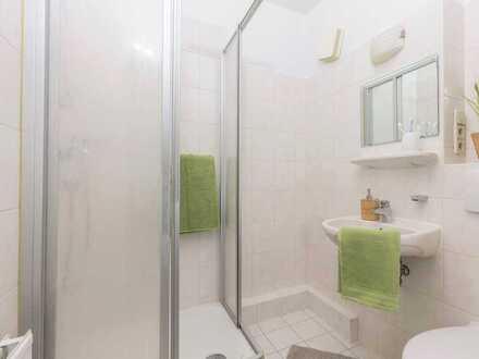 ** große 5 Raum Wohnung, zwei Bäder, zwei Balkone **