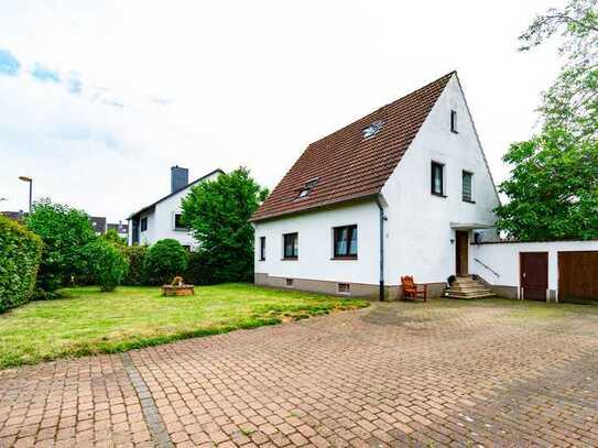 Notverkauf! Modernisierungsbedürftiges Ein- bis Zweifamilienhaus in ruhiger Lage von Leichlingen