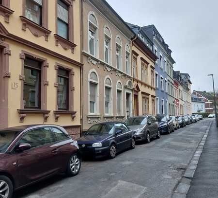 Helle Dachgeschoss-Wohnung in Trier-Ost