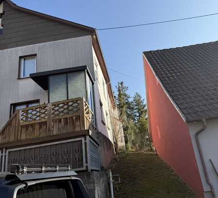 Doppelhaushälfte zum Schnäppchenpreis einer 2-Zimmer Wohnung