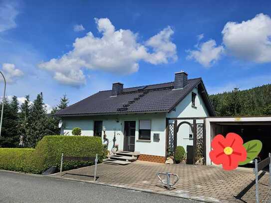 Tolles, modernisiertes Einfamilienhaus mit EBK in Ludwigsstadt