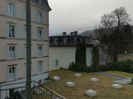 Ruhige 2 Zimmer Wohnung mit Balkon im Zentrum von Baden-Baden