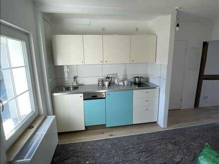 Neu und komplett renovierte 2-Zimmer-Wohnung mit EBK in Monheim am Rhein