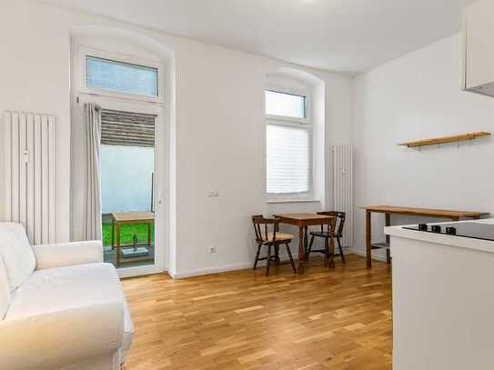 Bezugsfreie 2,5-Zimmer-Wohnung mit Terrasse, Gartenfläche und ca. 50 m² privater Kellerfläche