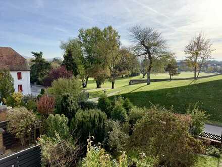 Reihen-Endhaus mit Garten und Garage direkt an der Klosterwiese "Wohnen im Herzen von Lorsch"