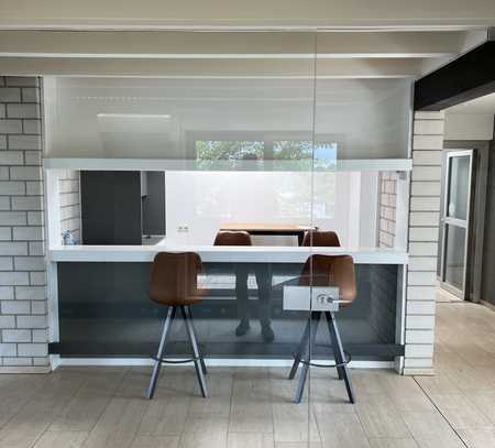 Moderne Penthouse-Büroetage inkl. Skylineblick, Frankfurt Nieder-Eschbach