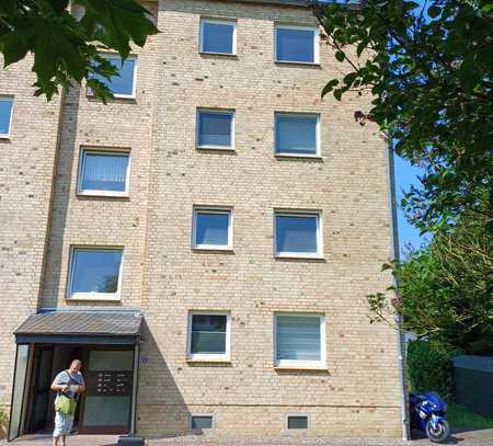 Sanierte helle 3-Zimmer-Wohnung mit Balkon