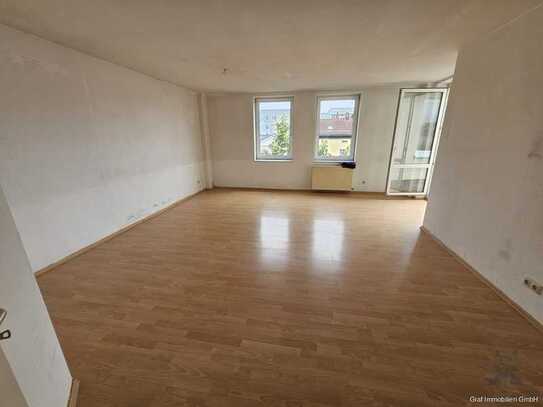 Schöne 3 Zimmer Wohnung im 2. OG Stellplatz möglich