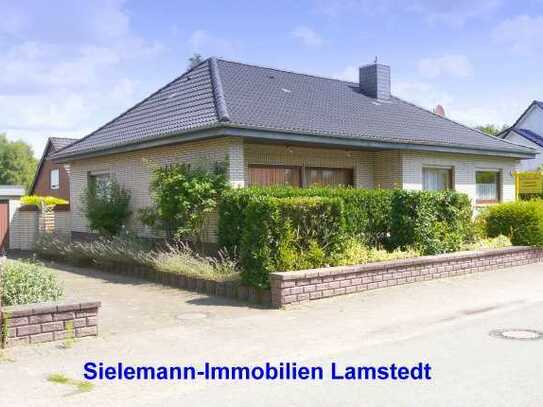 Bungalow mit Vollkeller - Ausbaureserve im Dachboden - Terrasse, Gartenhaus