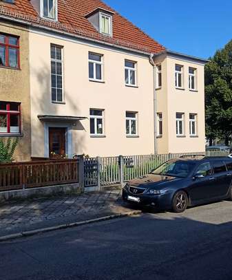 Erstbezug nach kompletter Modernisierung, 4-Raum-Wohnung mit Wintergarten im 1.OG eines 2-Familienha