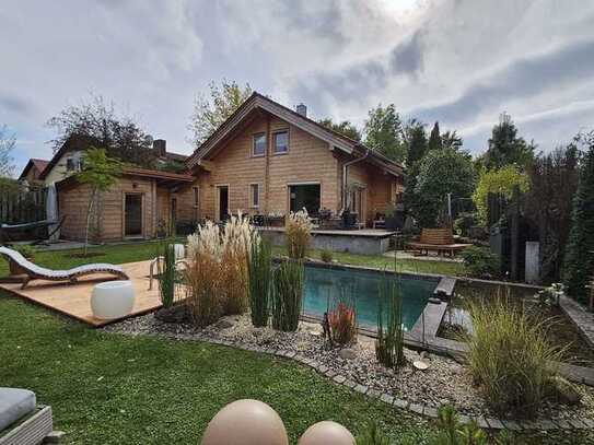 Modernes Holzblockhaus mit Naturpool und Aussensauna !! Hier möchten Sie LEBEN!!