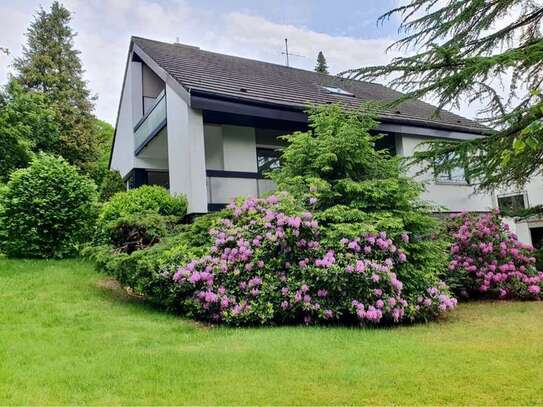 freistehendes Einfamilienhaus mit Garten und Blick ins Grüne, von privat