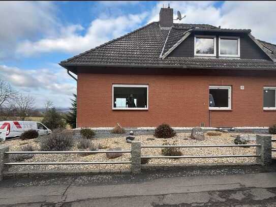 Modernisierte 2-Raum-Wohnung mit Balkon und Einbauküche in Barsinghausen