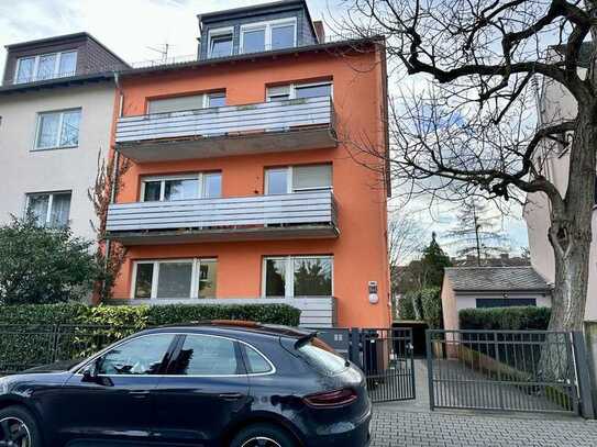 Idyllisches 8-Parteienhaus im malerischen Dichterviertel von Frankfurt