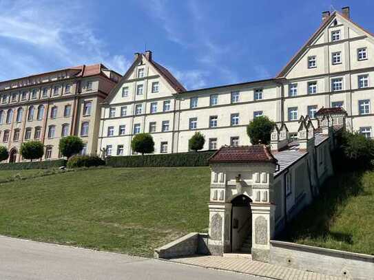 Einzigartige Gewerbeeinheit im Kloster Bonlanden