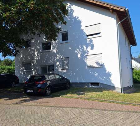 Freundliche 2-Zimmer-Wohnung mit Balkon in Bassenheim