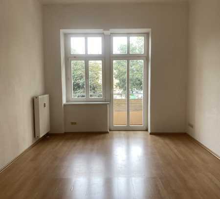 Schöne 4-Zimmer-Wohnung mit Balkon in Dresden