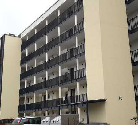 Helle öffentlich geförderte (EOF-Stufe II) 3-Zimmer-Wohnung mit Balkon in Nürnberg Stein