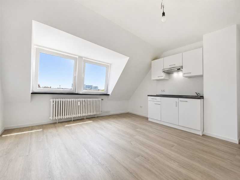                                                              Frisch renoviertes Apartment in zentrumsnaher Lage in K&ouml;ln                                                       in Altstadt (München)