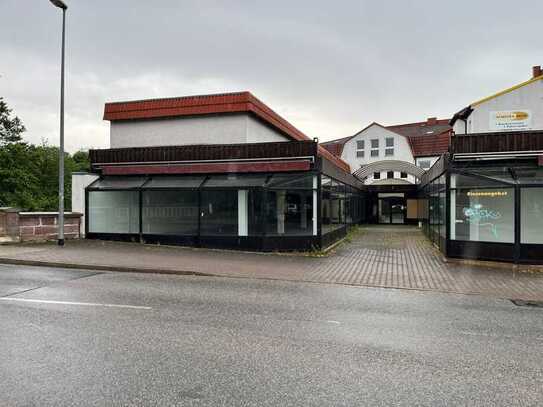 Gewerbeobjekt (ehem. Möbelhaus Schönes Heim) mit ca. 1.800 m² Nutzfläche in Nordhausen