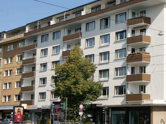 Nur der Himmel ist darüber... 3-Zimmer-Wohnung in TOP-Ringlage mit 2 großen Loggien und Markisen