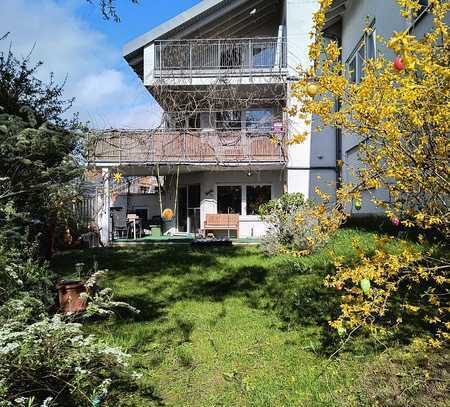 3-Zimmer-Terrassenwohnung in Stuttgart-Hofen mit Garten