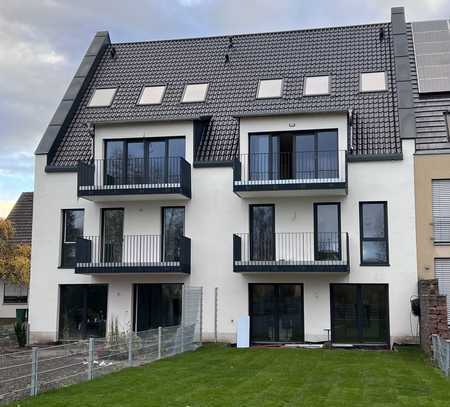 Exklusives Neubau-Reihenendhaus mit modernen Grundrissen & sonniger Dachterrasse zum Relaxen