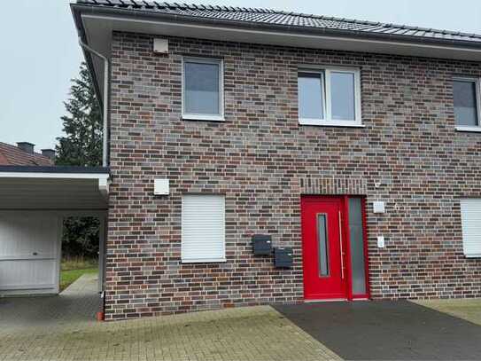 Schöne EG-Stadtvilla-Wohnung mit Terrasse in ruhiger und zentraler Lage