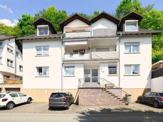 Gemütliche 2-ZKB Wohnung mit Wintergarten, Terrasse, Stellplatz und Garage in Nassau-Lahn