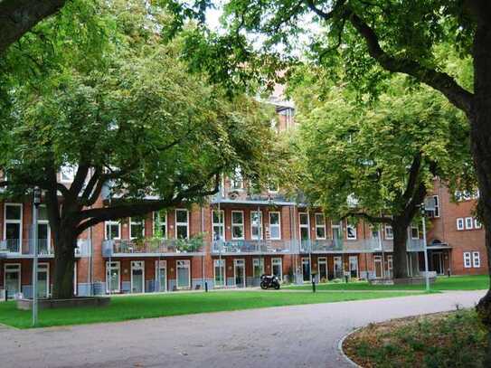 Charmante und moderne 4-Zimmer-Wohnung im denkmalgeschützen Gebäude