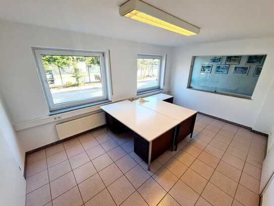 Schöne und renovierte Büro/ Praxisfläche im Erdgeschoss- Bad Rappenau