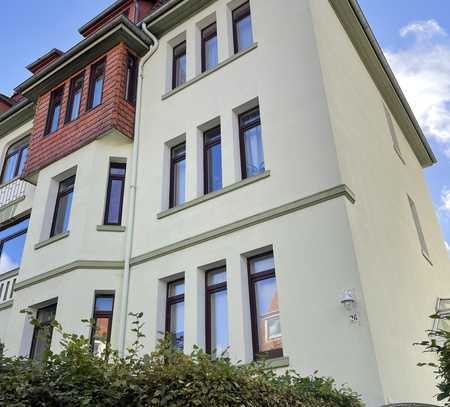 Charmante 3-ZKB-Altbau Wohnung mit Balkon