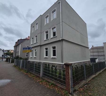 105 m² Wohnung mit Balkon und 2 Stellplätzen in zentraler Lage und kleiner Hausgemeinschaft