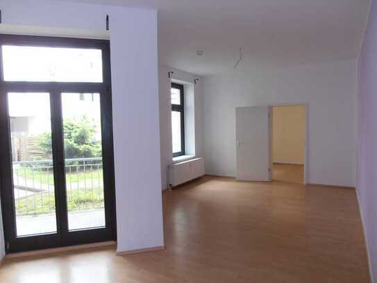Geräumige 2-Raum-Wohnung mit Balkon in MD Stadtfeld-Ost