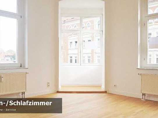 1 Zimmer mit Balkon, Einbauküche und den Blick ins Grüne